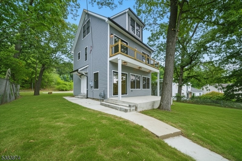 Photo of Listing #3985983