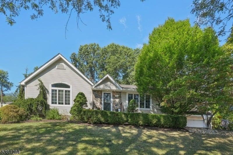 Photo of Listing #3985992