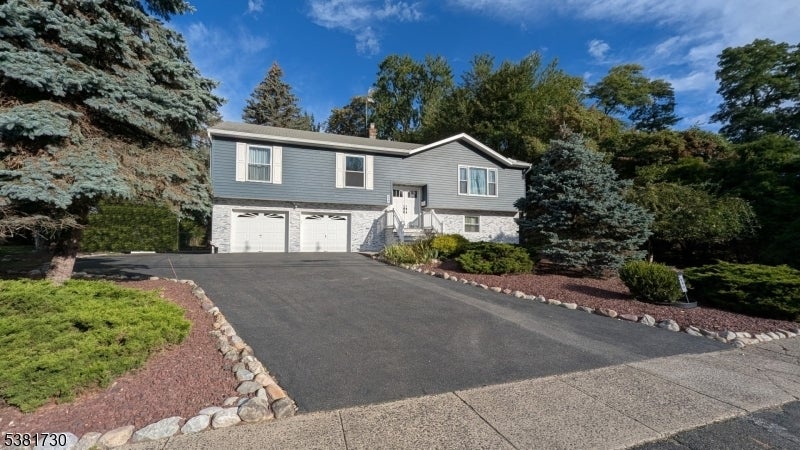 Photo of Listing #3986060