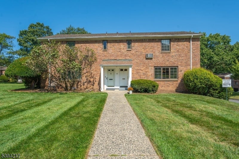 Photo of Listing #3986317