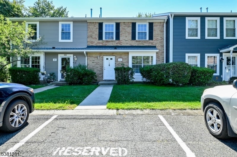 Photo of Listing #3986333