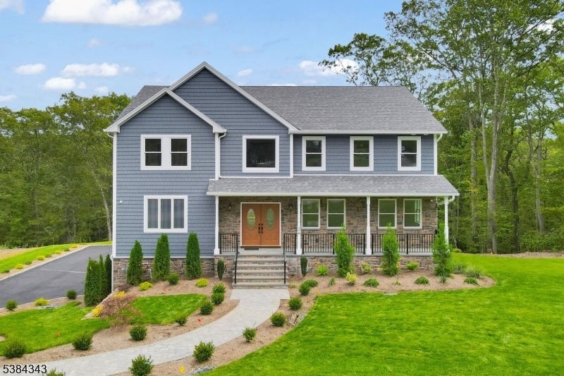 24 Eagles Nest Terrace, West Milford Twp.