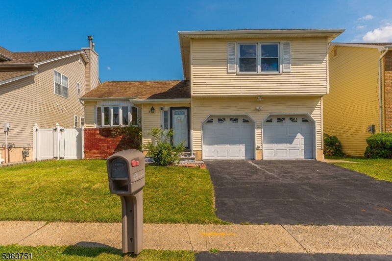 Photo of Listing #3986469