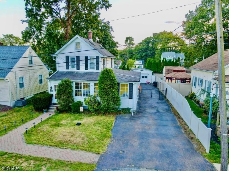 Photo of Listing #3986496