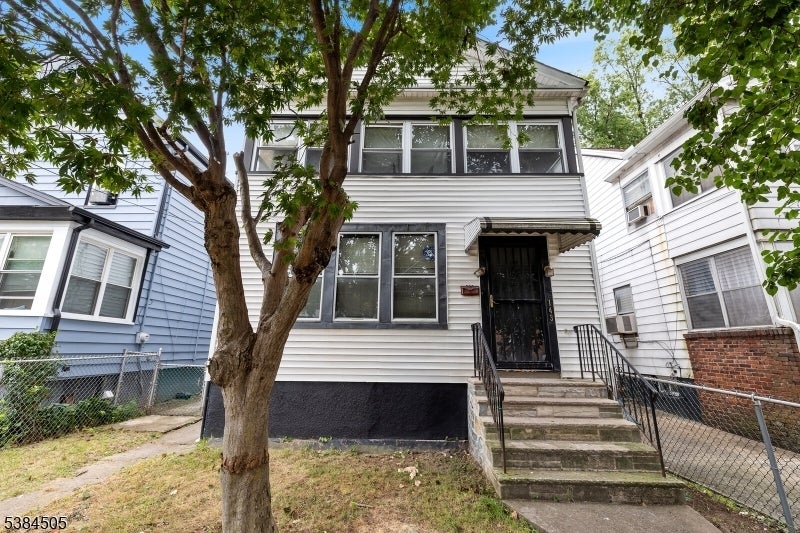 Photo of Listing #3986517