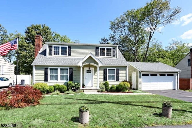 Photo of Listing #3986525