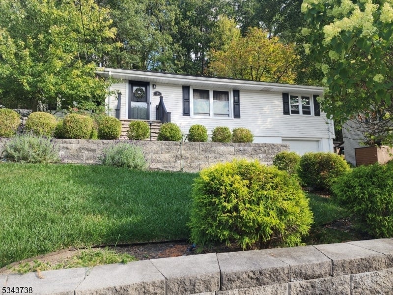 Photo of Listing #3986593