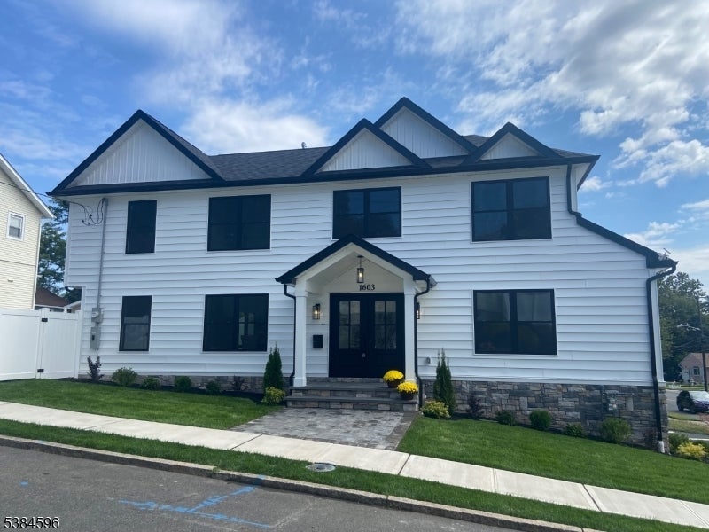 Photo of Listing #3986620