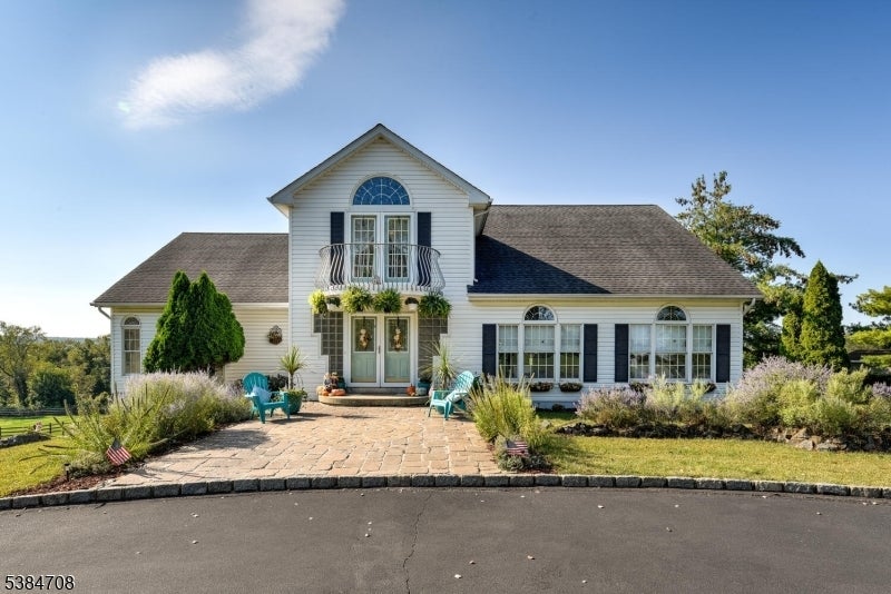 103 Oak Crest Drive, Branchburg Twp.