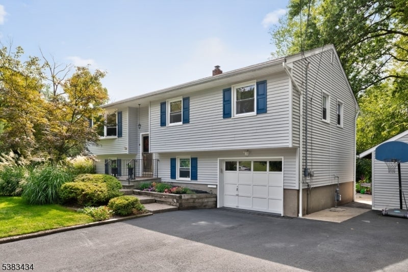 Photo of Listing #3986775