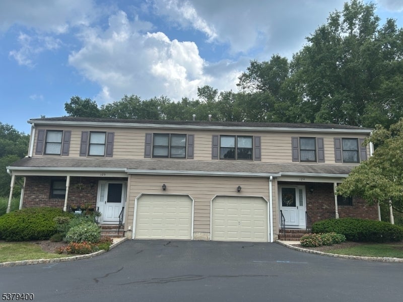 Photo of Listing #3986798