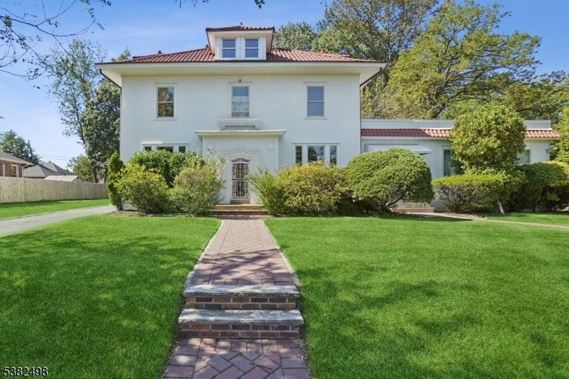 Photo of Listing #3986943