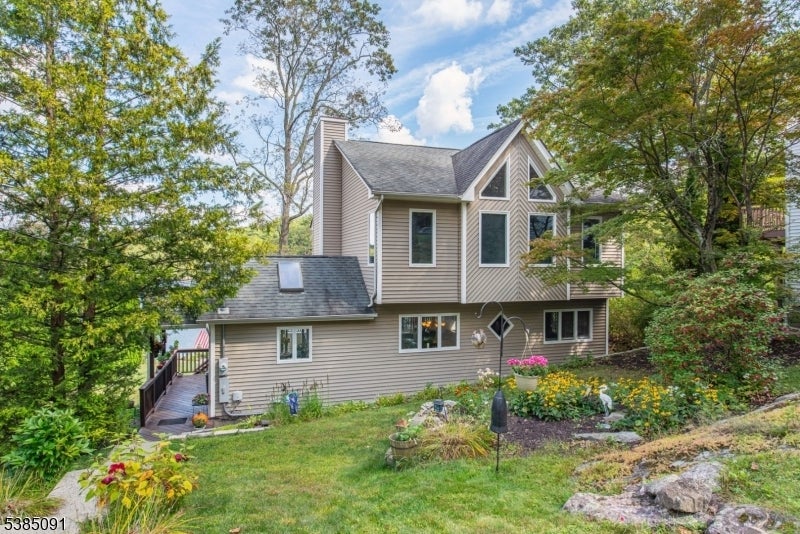 Photo of Listing #3987125