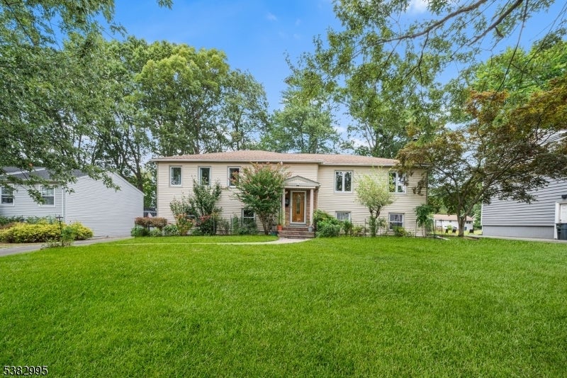 Photo of Listing #3987371
