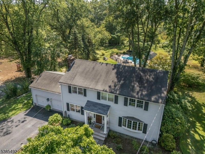Photo of Listing #3987455