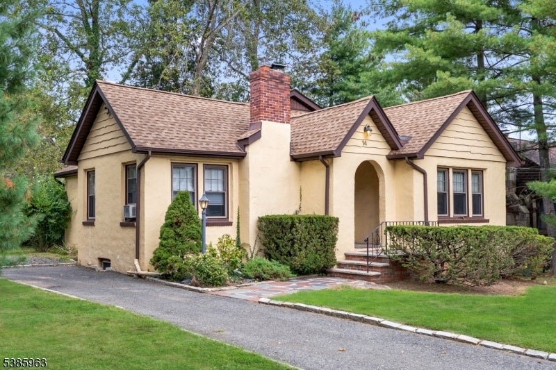 Photo of Listing #3988043
