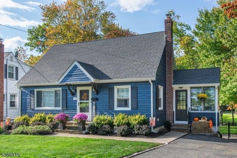 Photo of Listing #3988179