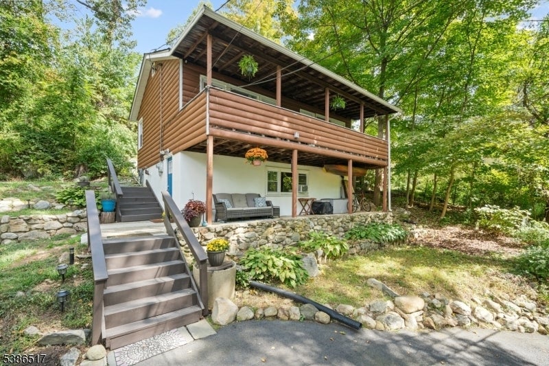 Photo of Listing #3988332