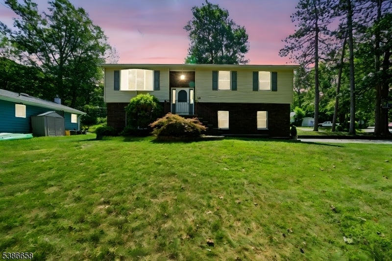 Photo of Listing #3988452