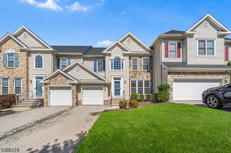 Photo of Listing #3988551