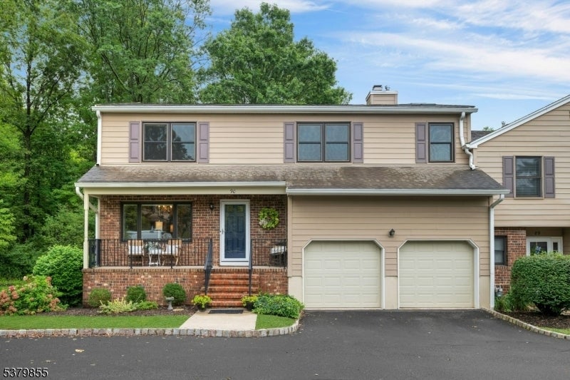 Photo of Listing #3989077