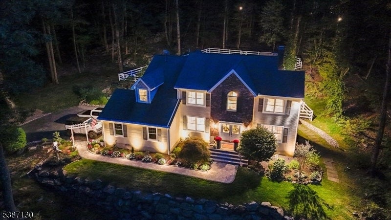 Photo of Listing #3989143