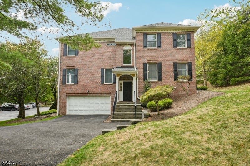Photo of Listing #3989236