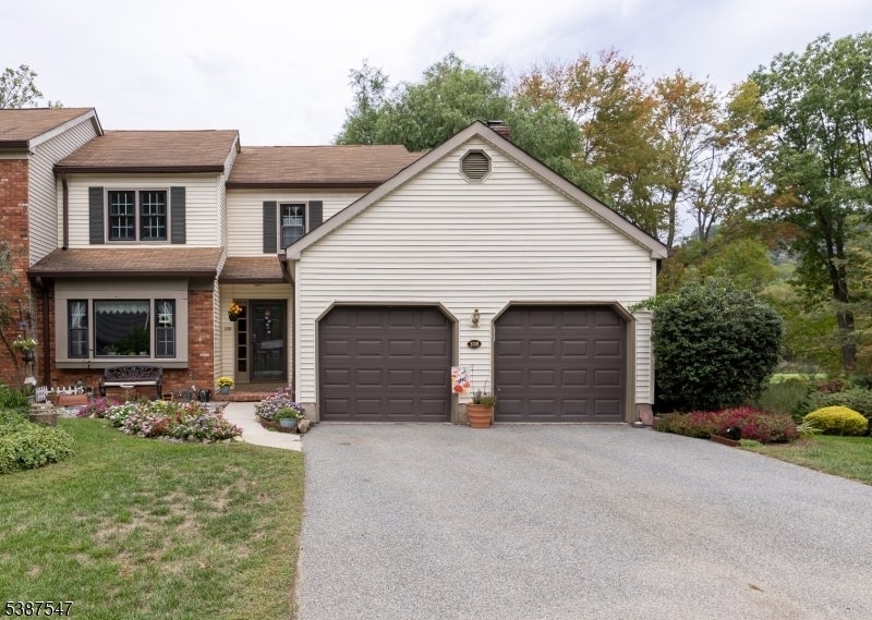 Photo of Listing #3989326