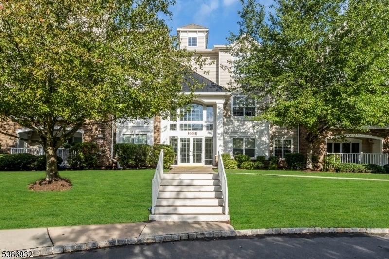 Photo of Listing #3989457