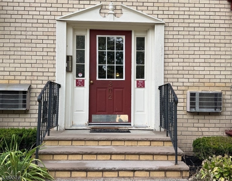 Photo of Listing #3989489