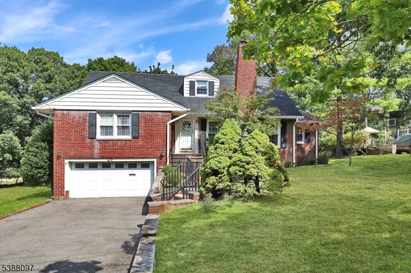 Photo of Listing #3990052