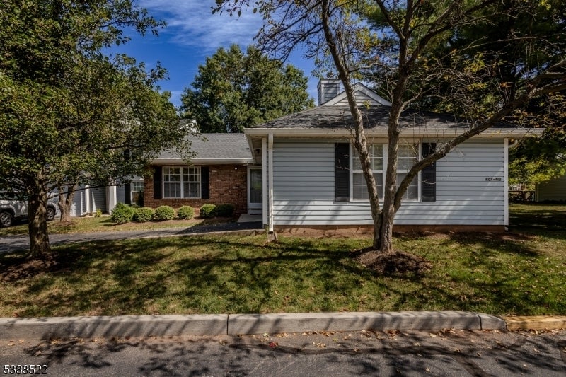 Photo of Listing #3990136
