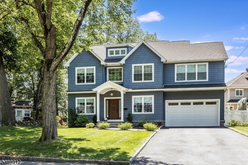 Photo of Listing #3990497