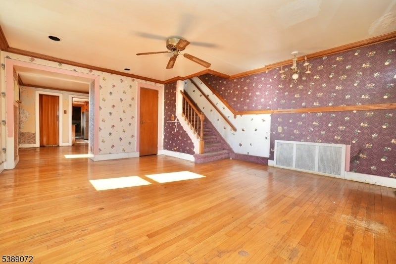 Photo of Listing #3990647