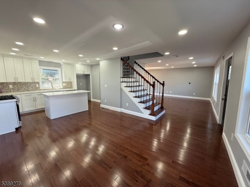 Photo of Listing #3990815