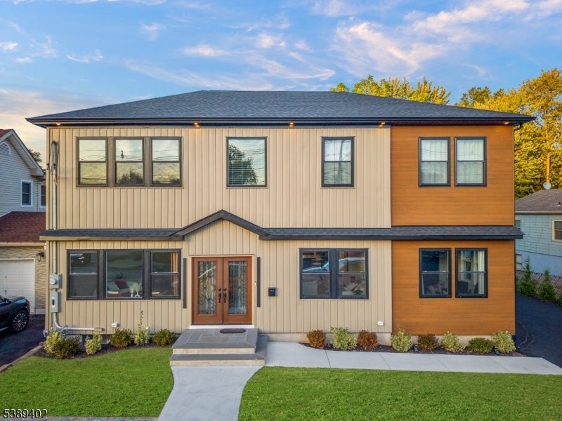 Photo of Listing #3990921