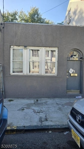 Photo of Listing #3990953