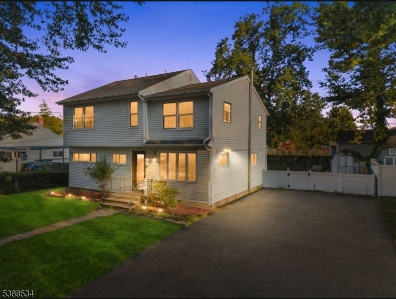 Photo of Listing #3991315
