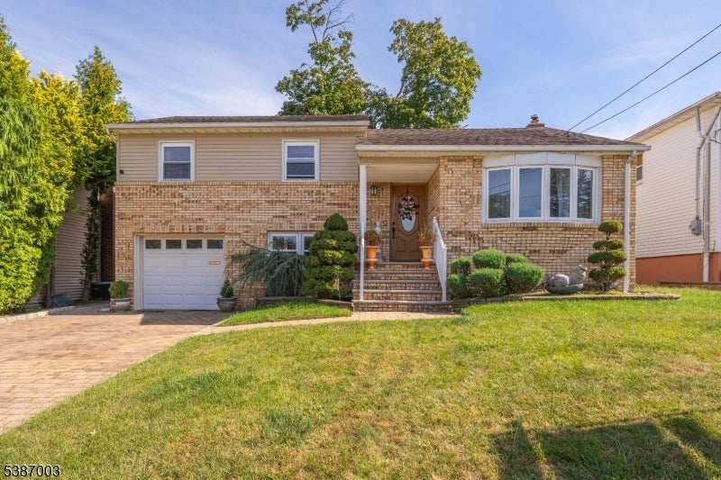 Photo of Listing #3991462