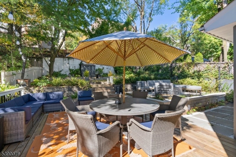 Photo of Listing #3991495