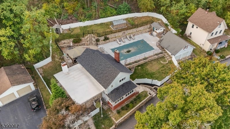 Photo of Listing #3991499