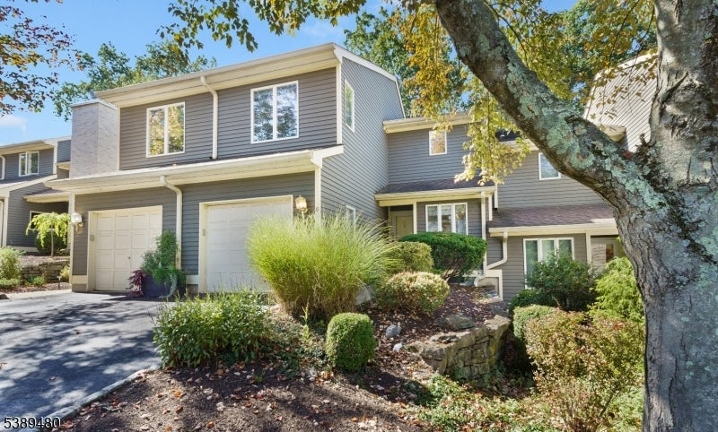 Photo of Listing #3991549