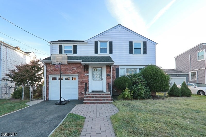 Photo of Listing #3991641