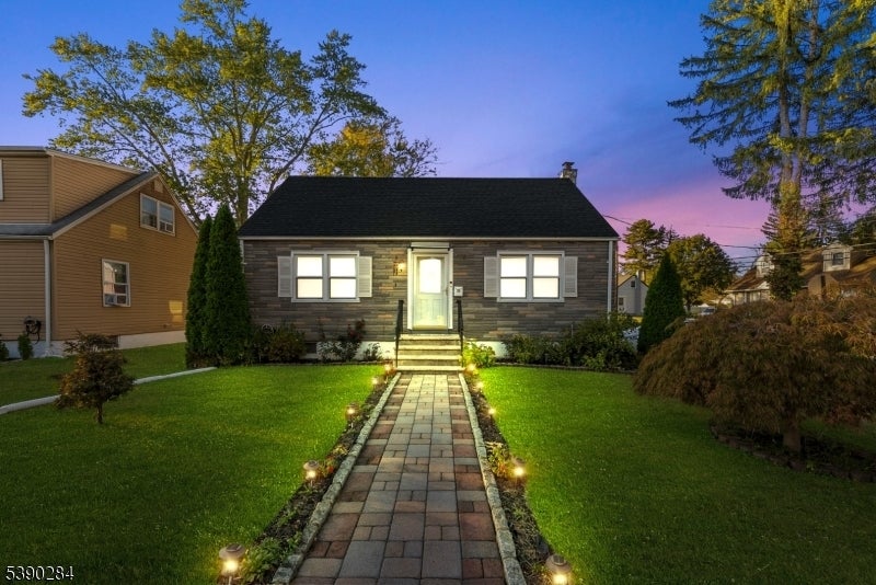 Photo of Listing #3991680