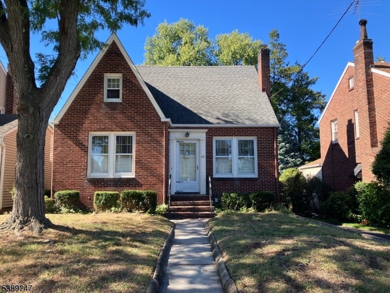 Photo of Listing #3991693