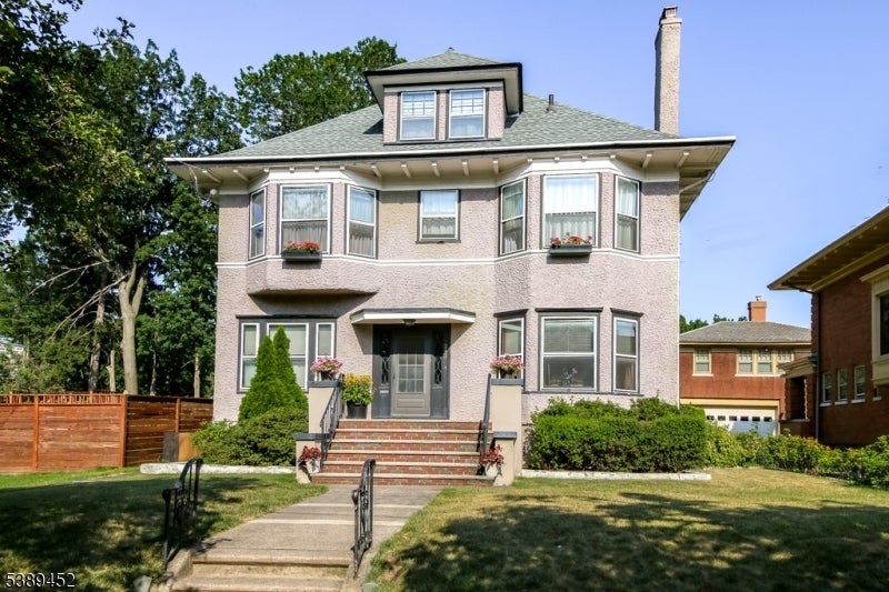 Photo of Listing #3991788