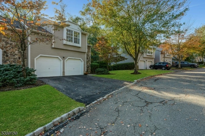 Photo of Listing #3991793