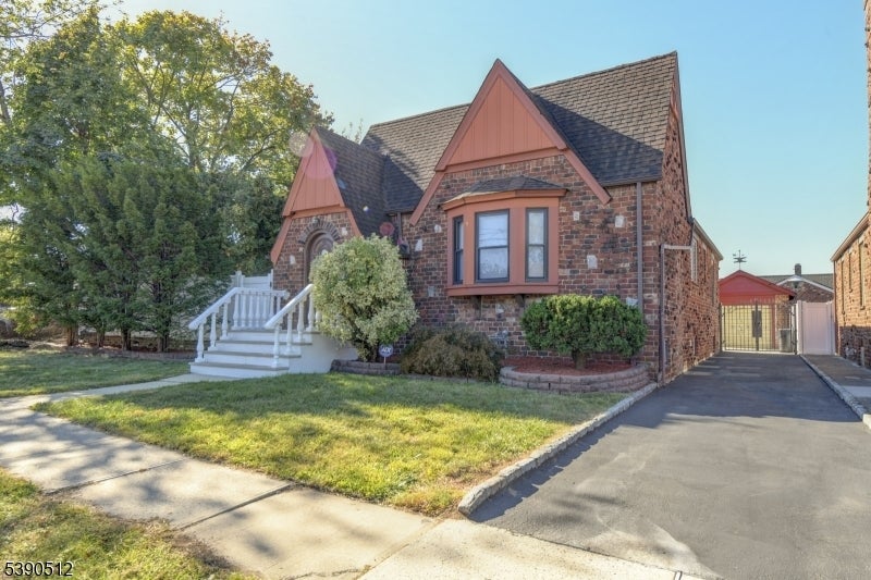 Photo of Listing #3991979