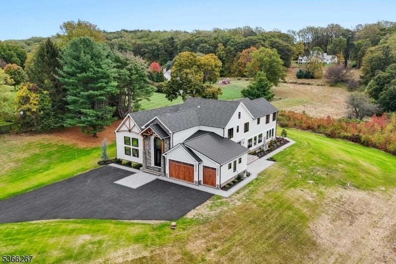 465 Cherry Ln, Mendham Boro