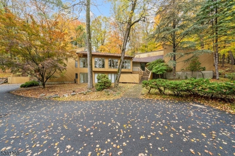 Photo of Listing #3992110